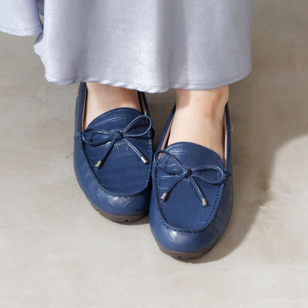 【26SS新色追加】リボンモチーフモカシン/651328