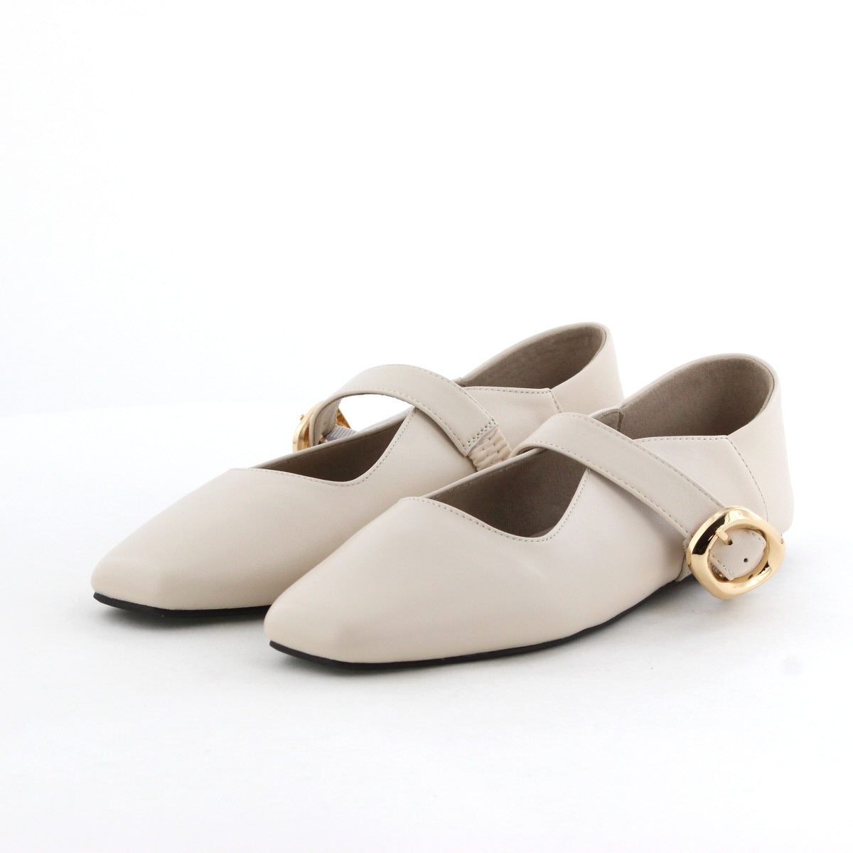 【25AW】ベルトモチーフフラットパンプス/651331