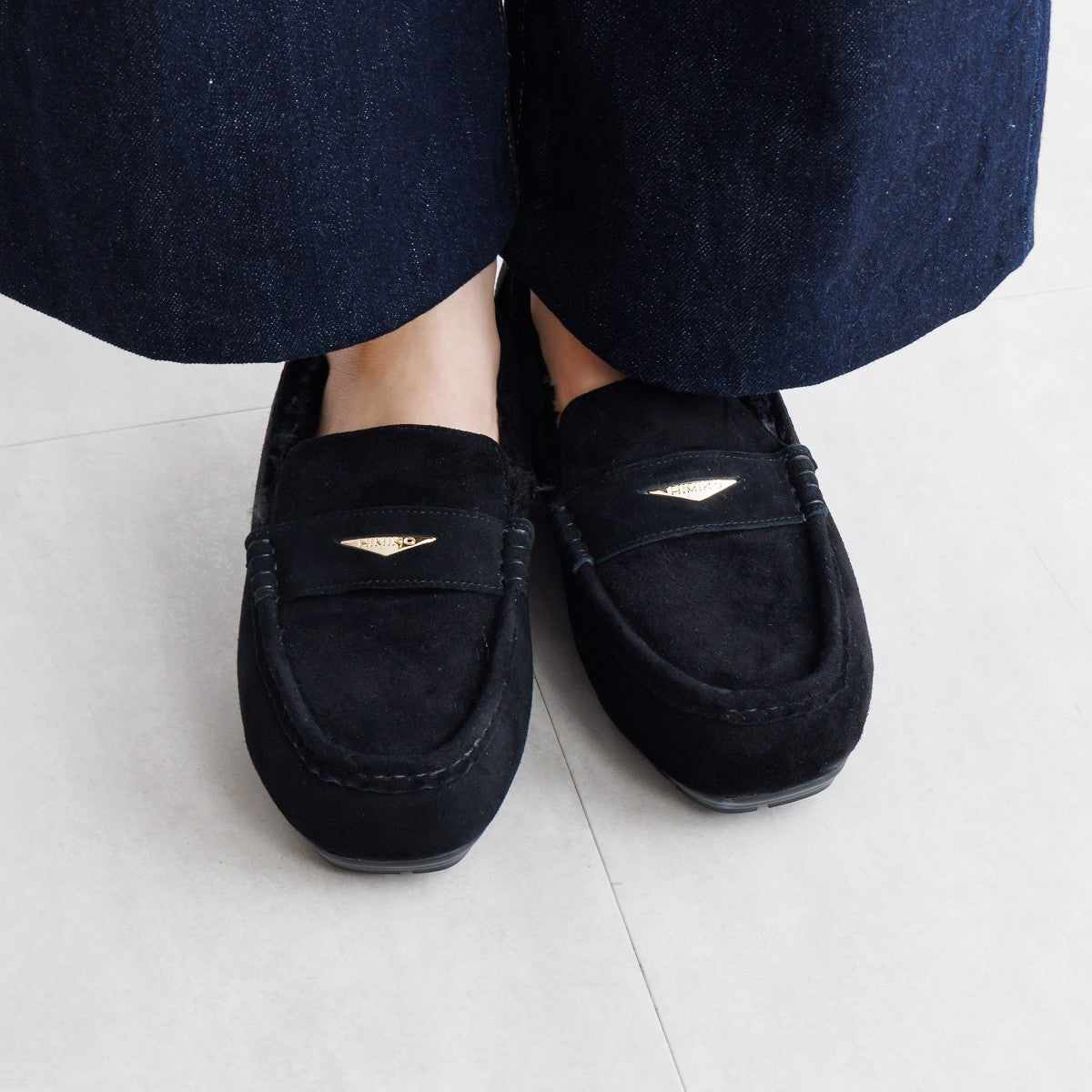 【25AW】メタルポイントふわふわモカシン/651332