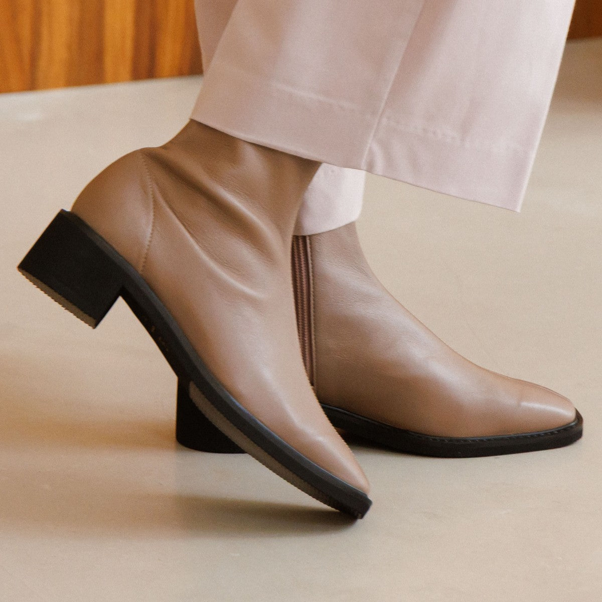 【25AW】軽量ソールシープストレッチブーツ/651401