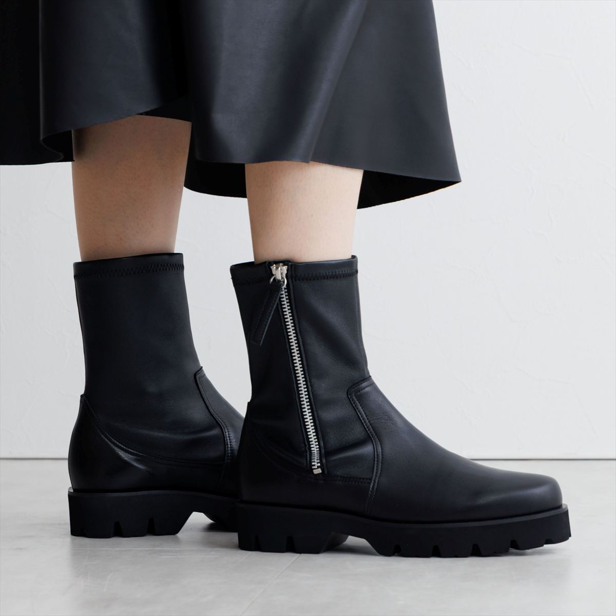 【25AW】トラックソールサイドジップストレッチブーツ/651403