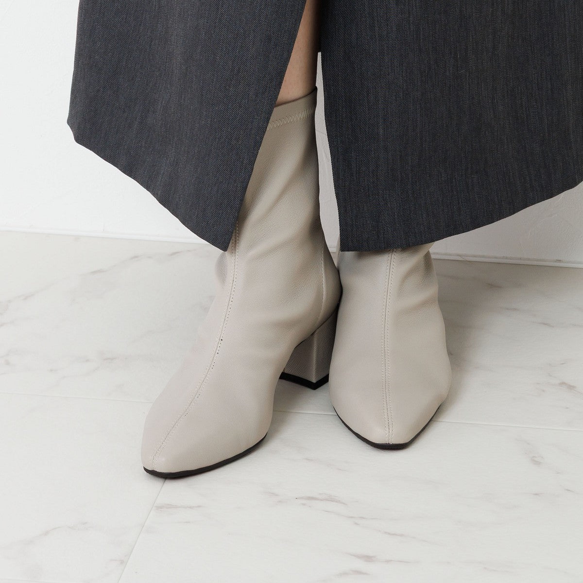 【25AW】バックジップヒールストレッチブーツ/651404