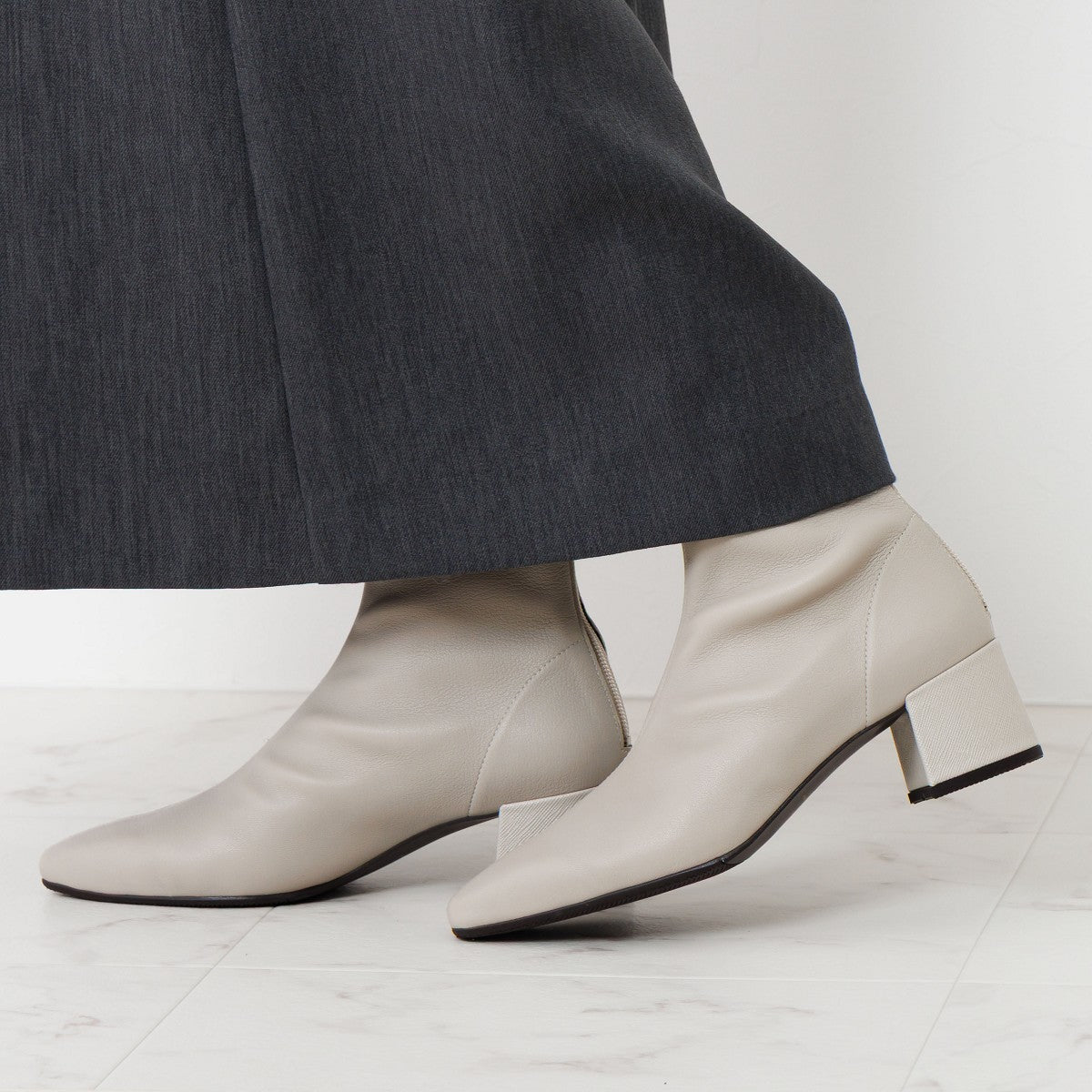 【25AW】バックジップヒールストレッチブーツ/651404