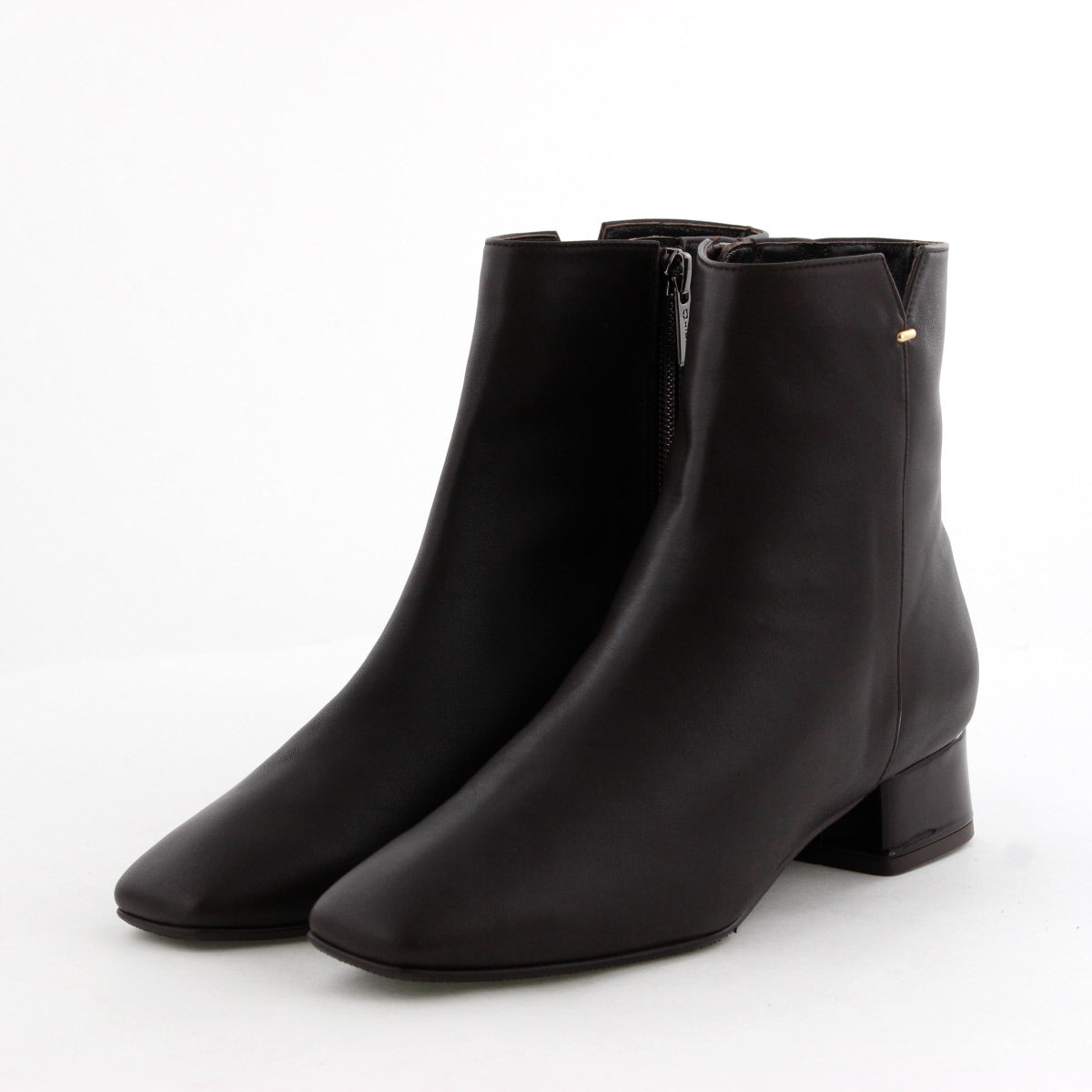 【25AW】サイドカットメタルポイントブーツ/651412