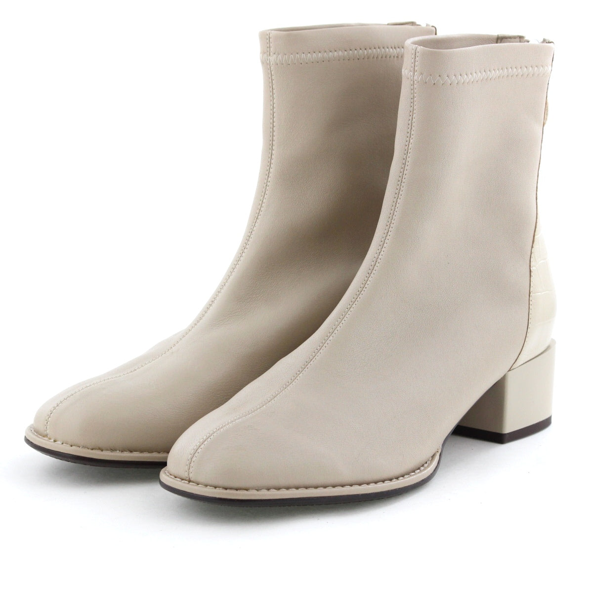 《一部予約/11月下旬入荷予定》【25AW】型押しコンビストレッチブーツ/651420