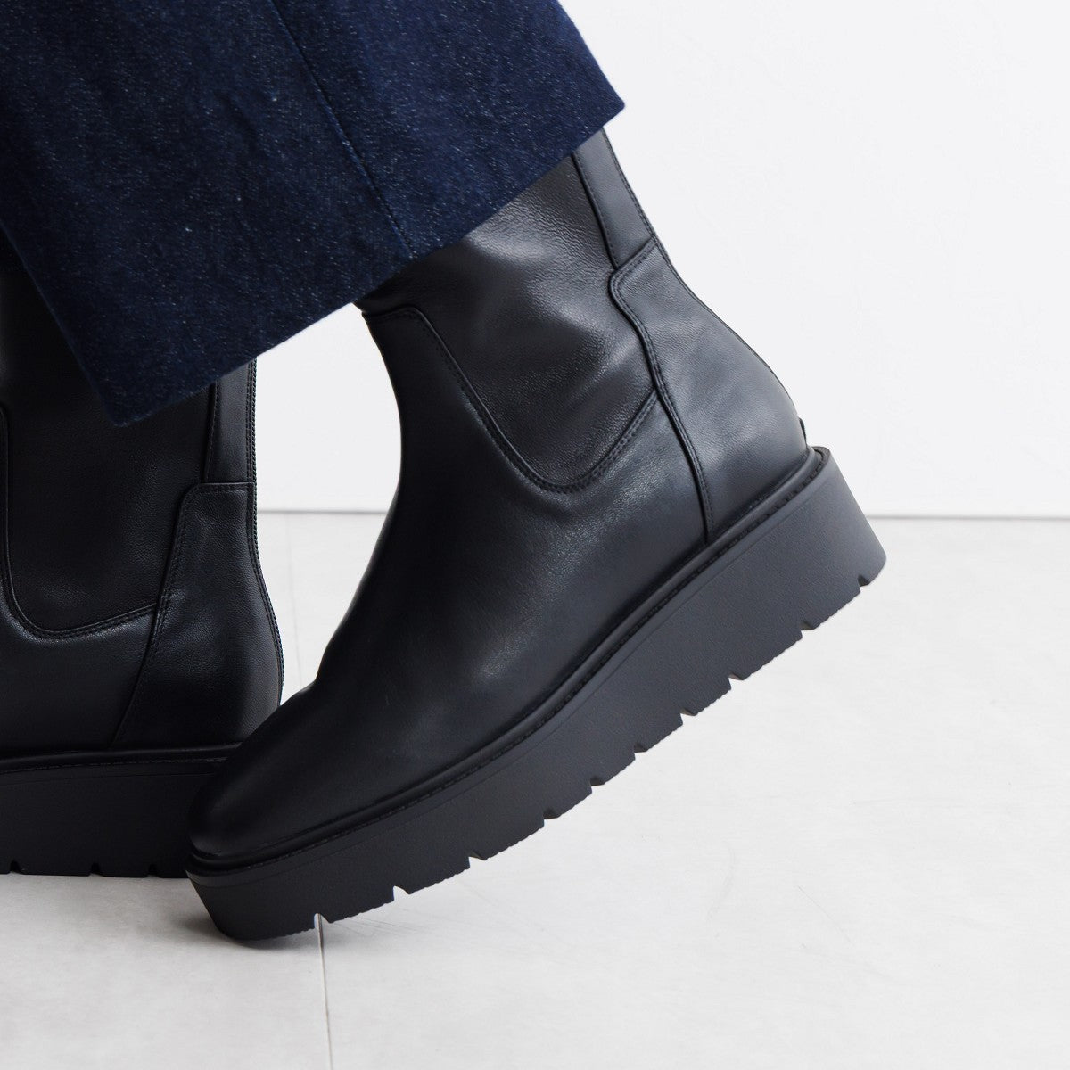 【25AW】プラットフォームストレッチブーツ/651421