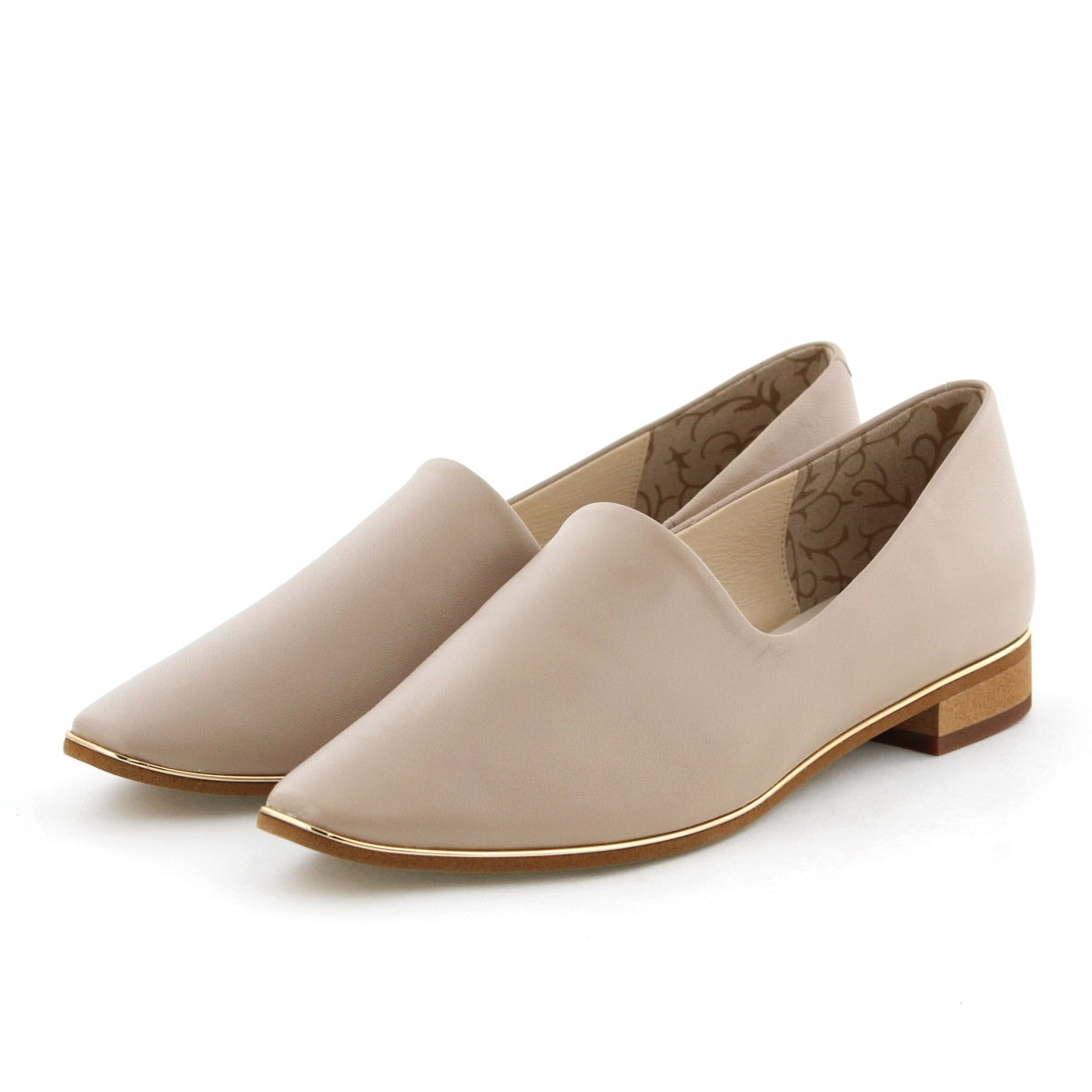 【26SS新色追加】メタルラインソフトレザーフラットパンプス/653101