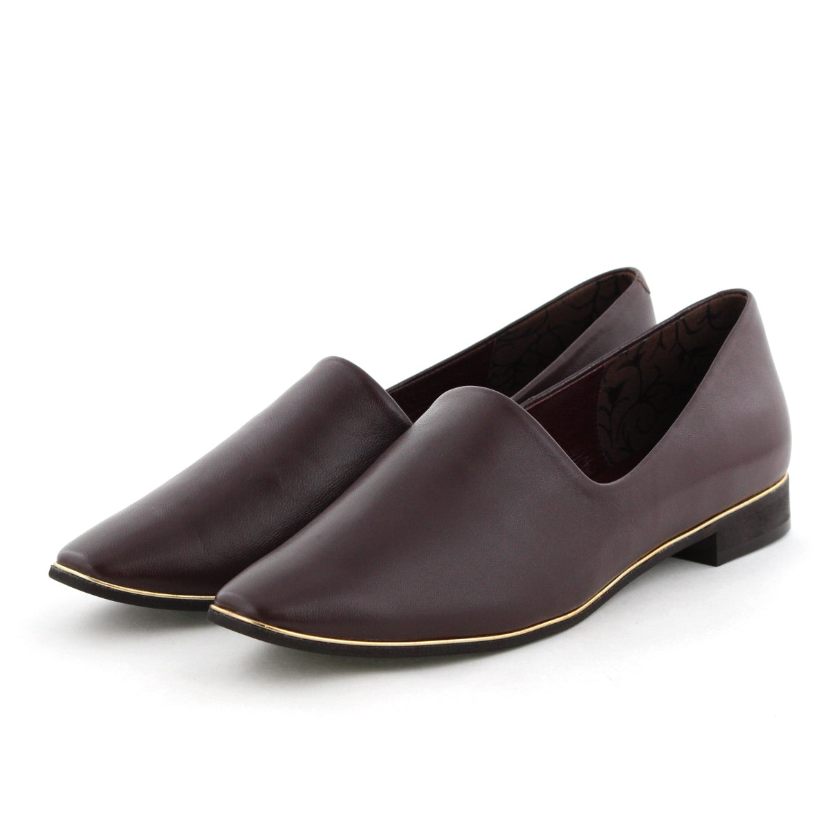 【26SS新色追加】メタルラインソフトレザーフラットパンプス/653101