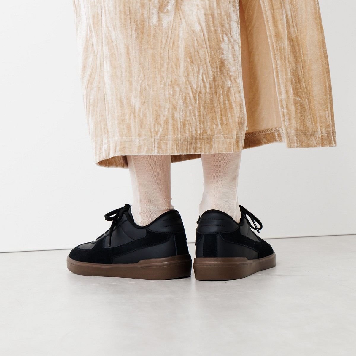 【25AW新色】スエードコンビコートソールスニーカー/657101