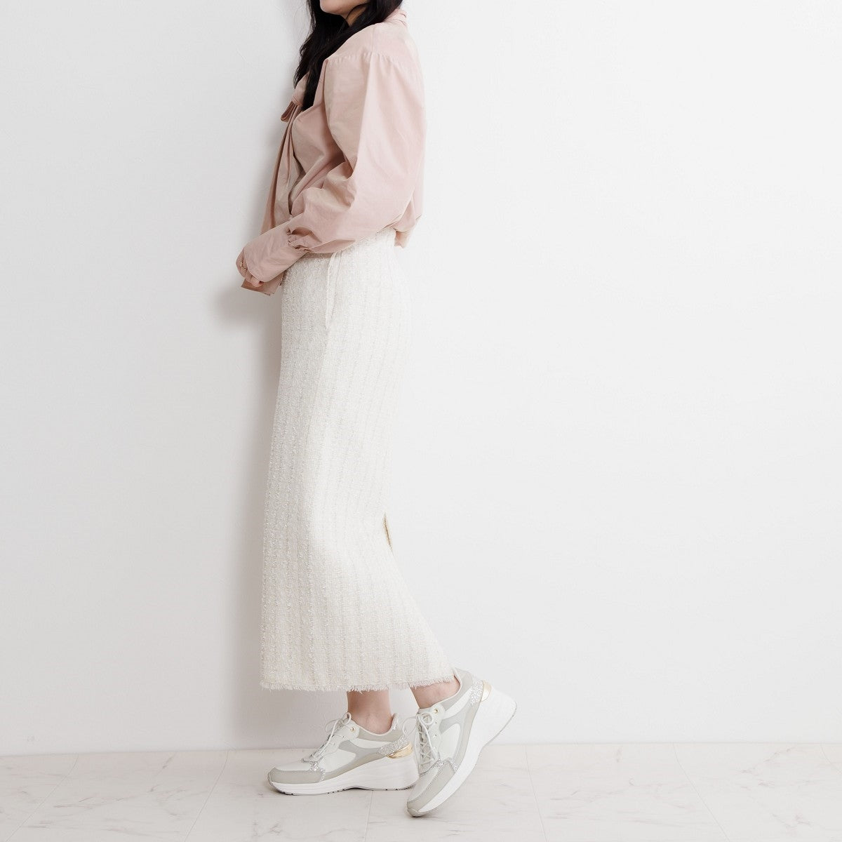 【25AW新色】美脚ヒールアップスニーカー/657106