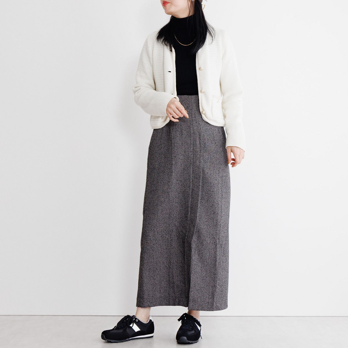 【25AW】フラットスエードコンビスニーカー/657302