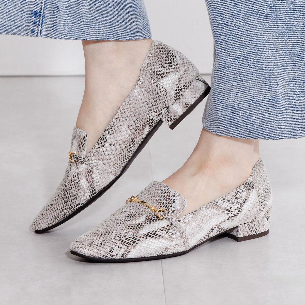 《予約/2月下旬入荷予定》カカトシャーリングソフトローファー/661102