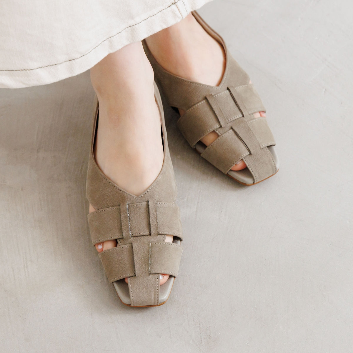 《予約/3月下旬入荷予定》グルカパンプス/661104