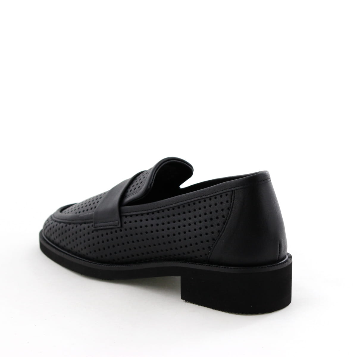 【26SS】パンチングレザーソフトローファー/661105