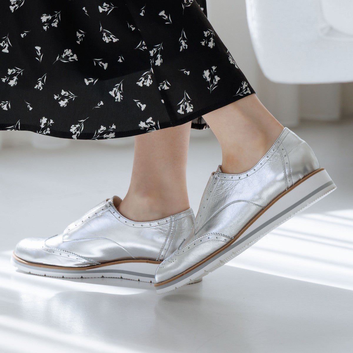 【26SS】厚底メダリオンシューズ/661107