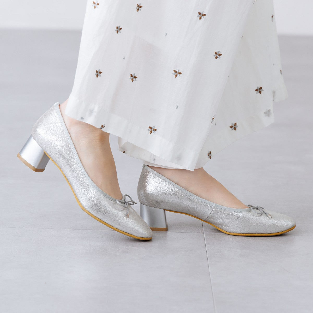 《予約/4月中旬入荷予定》4cmヒールバレエパンプス/661110