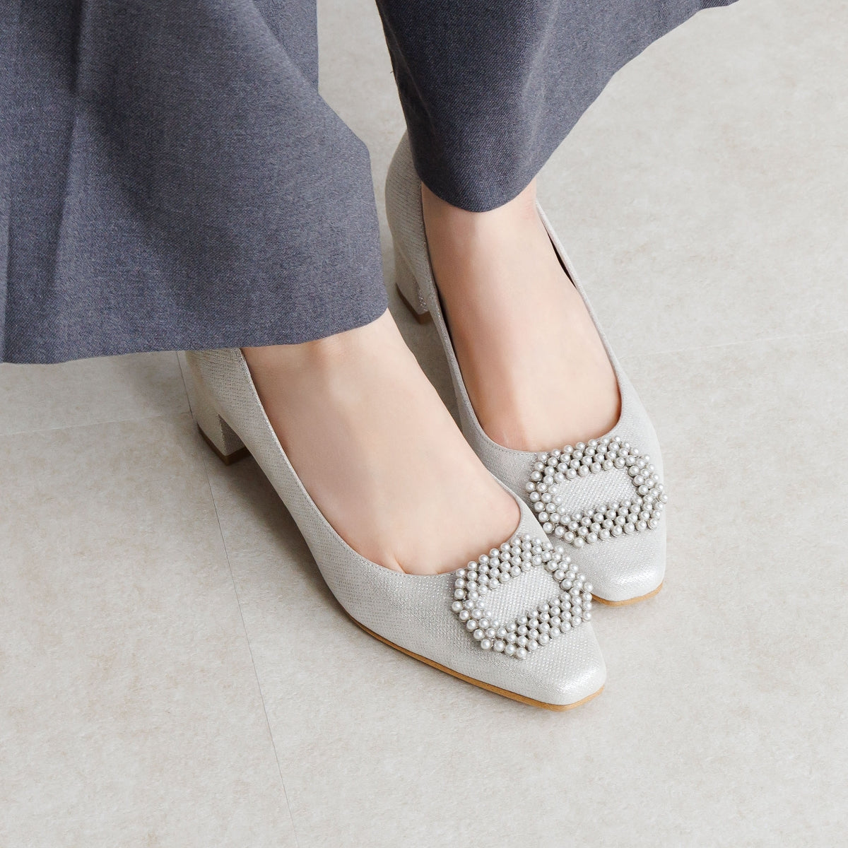 【26SS】4cmヒールパールビジューパンプス/661113