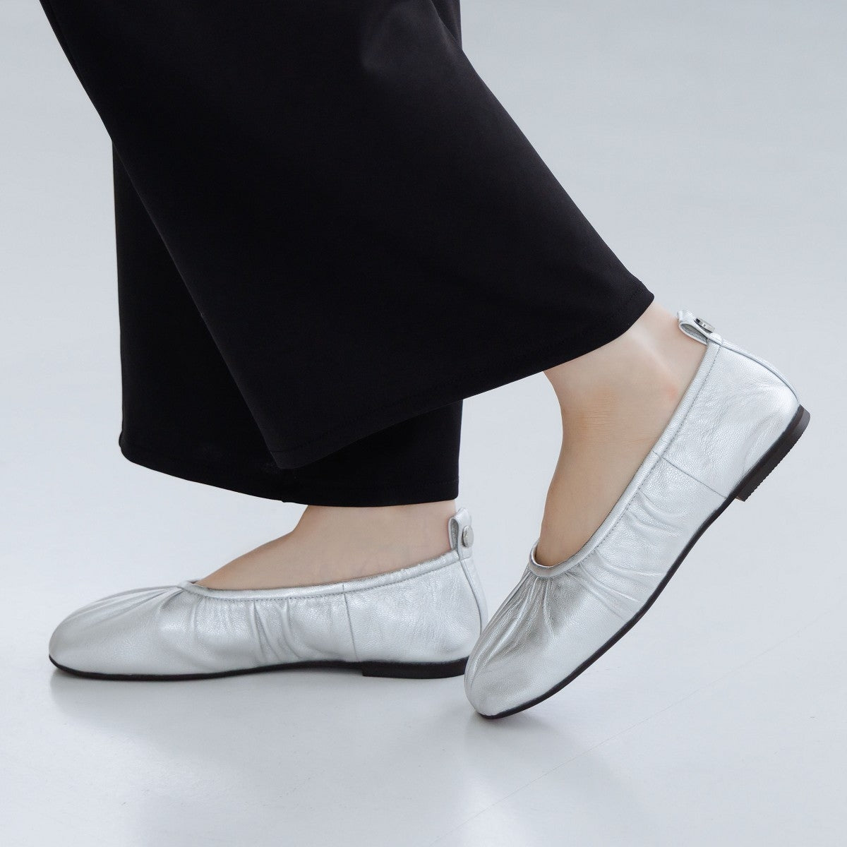 【26SS】ドレープデザインフラットパンプス/661116