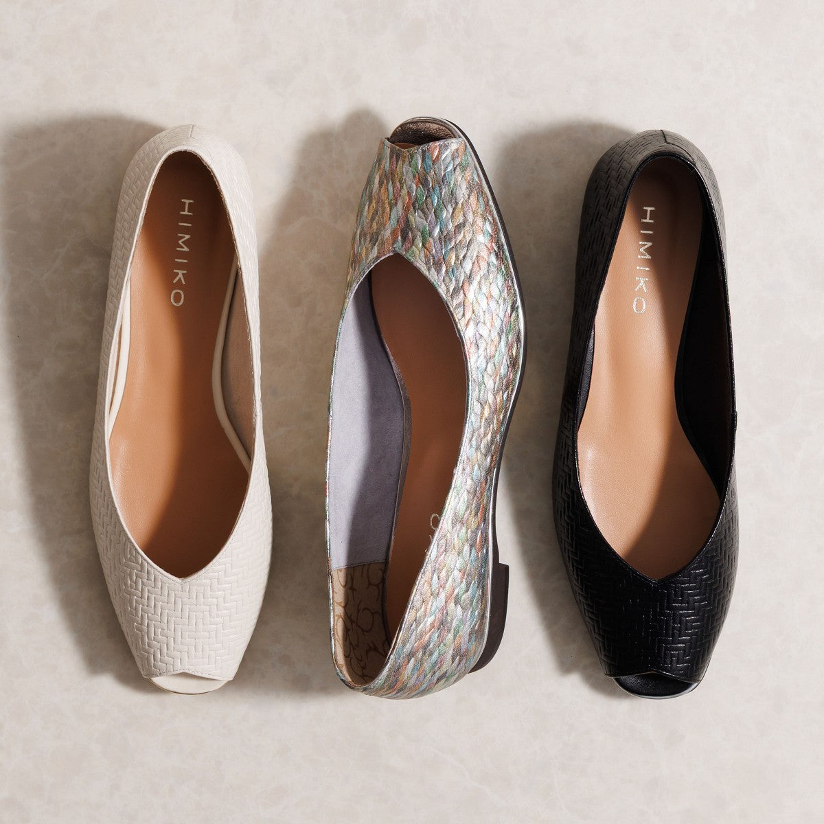 【26SS】ピープトゥフラットパンプス/661117