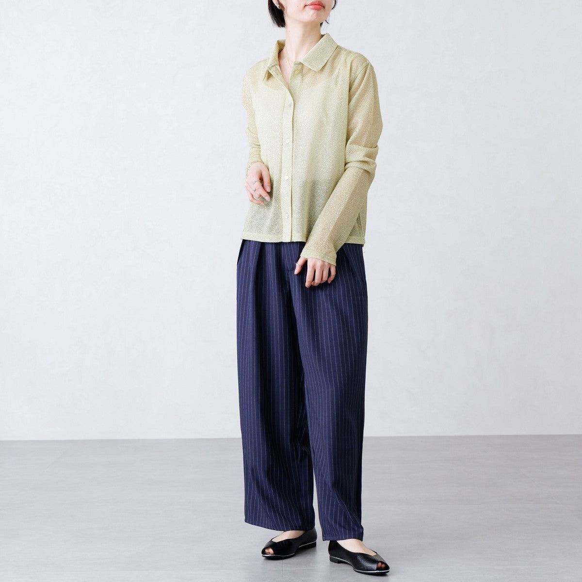 【26SS】ピープトゥフラットパンプス/661117