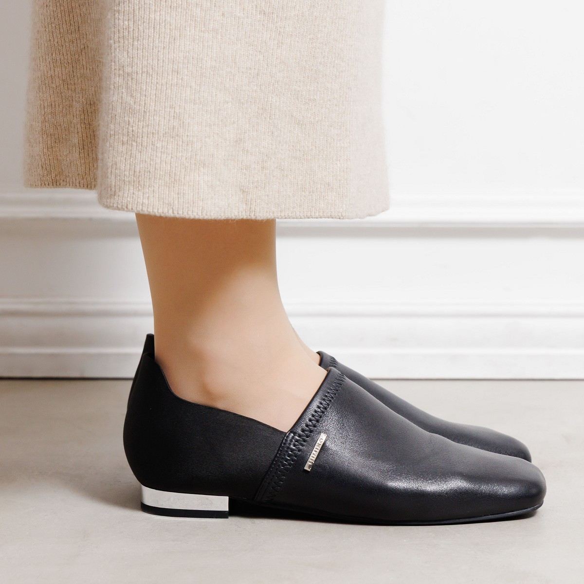 【先行販売】【瞬間フィット】ハンズフリーストレッチレザーパンプス/661118