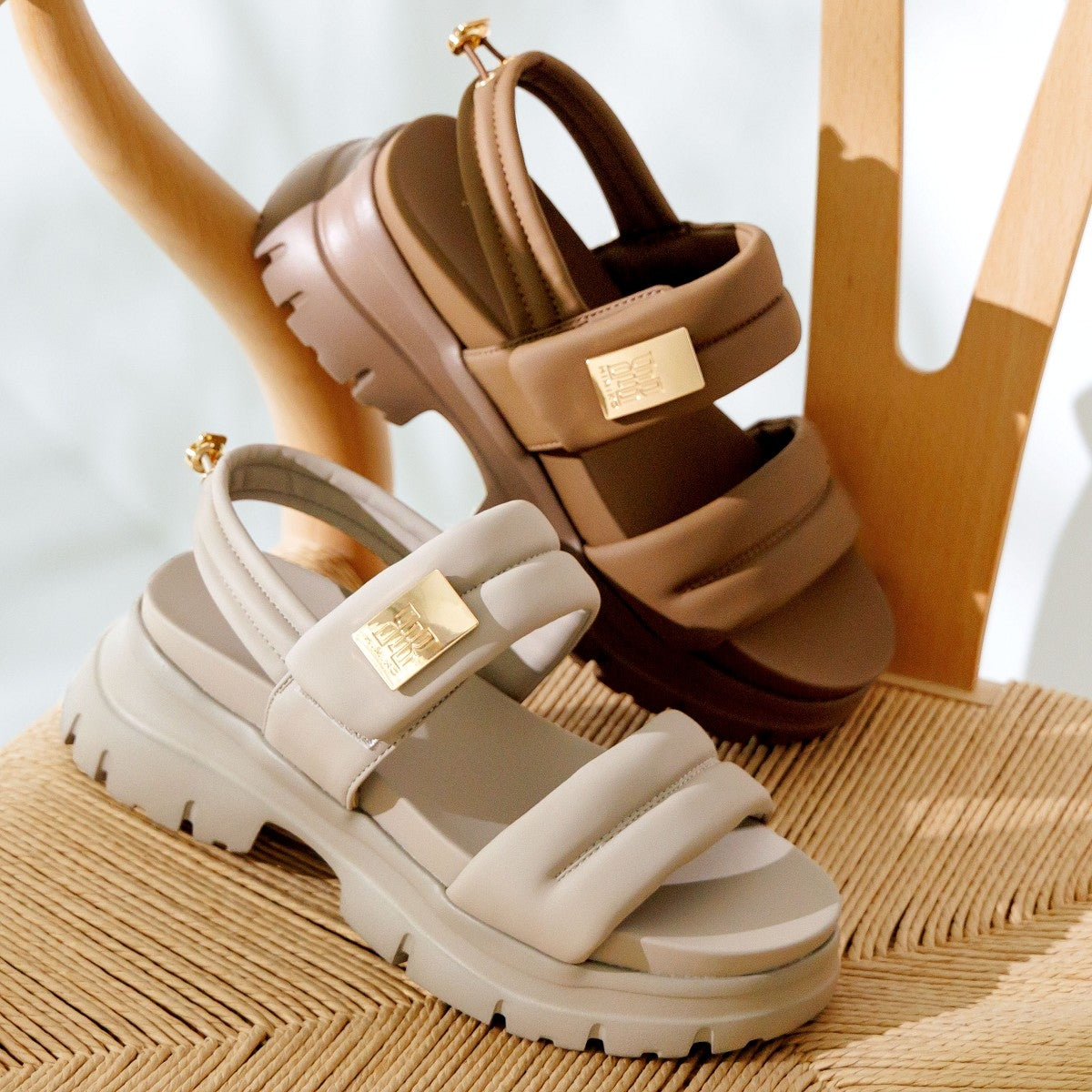 【26SS】厚底パデットサンダル/661201