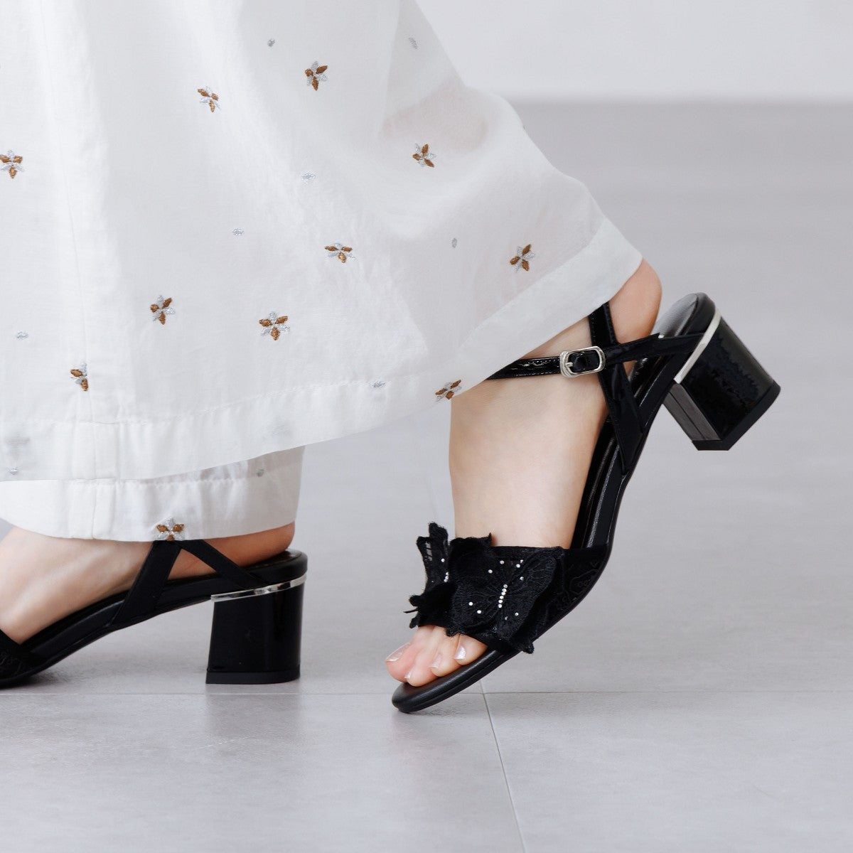 HANAE MORI×HIMIKO ハナエモリ バタフライモチーフストラップサンダル パンプス コラボ ブラック