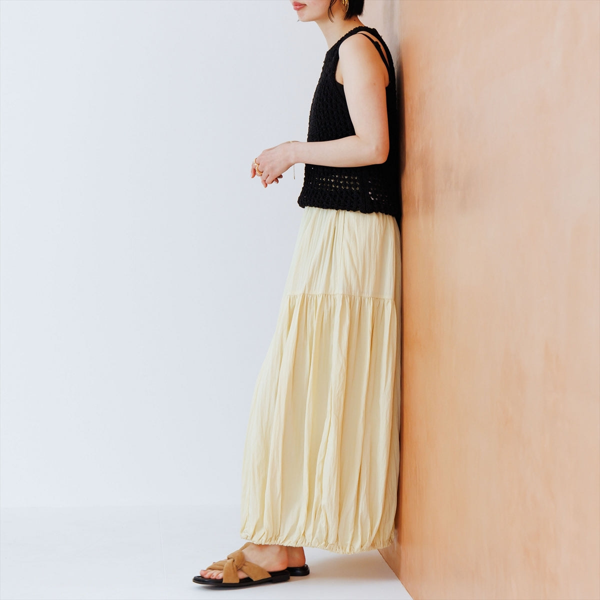 《予約/6月下旬入荷予定》ツイストパデットミュールサンダル/661223