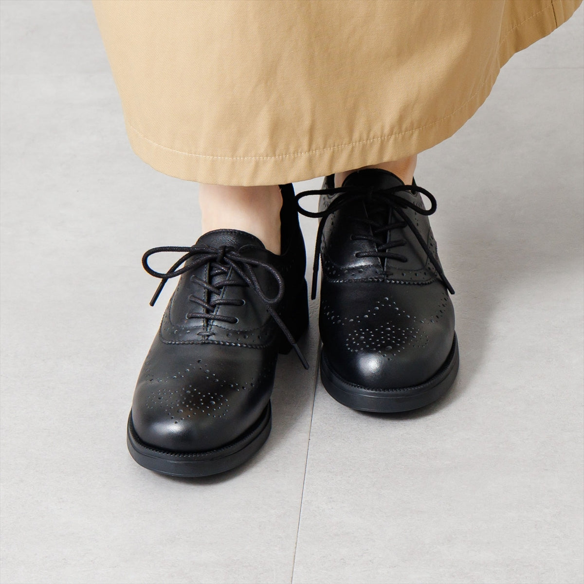 【26AW】【瞬間フィット】ハンズフリーレースアップシューズ/661332