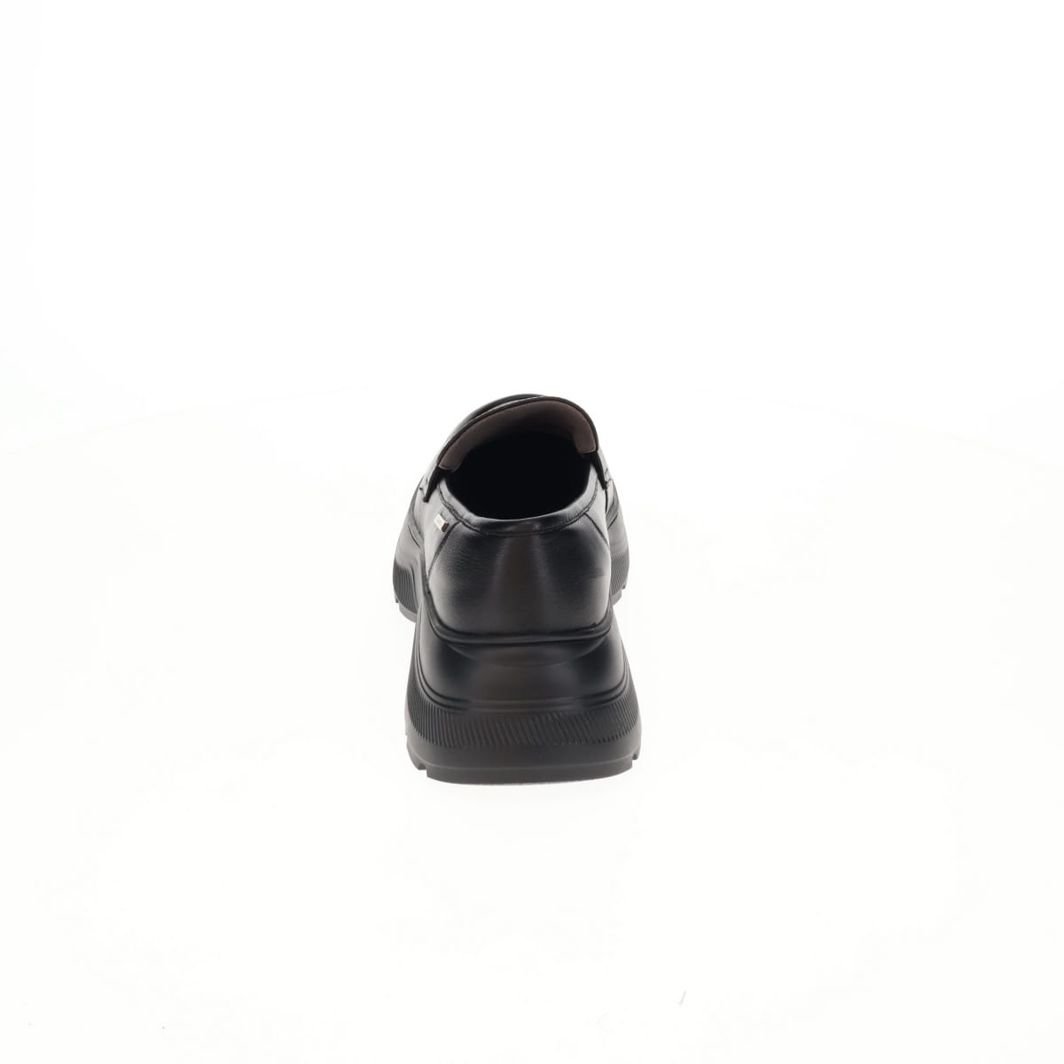 《予約/10月中旬入荷予定》【26AW】スポーティーソールローファー/661336
