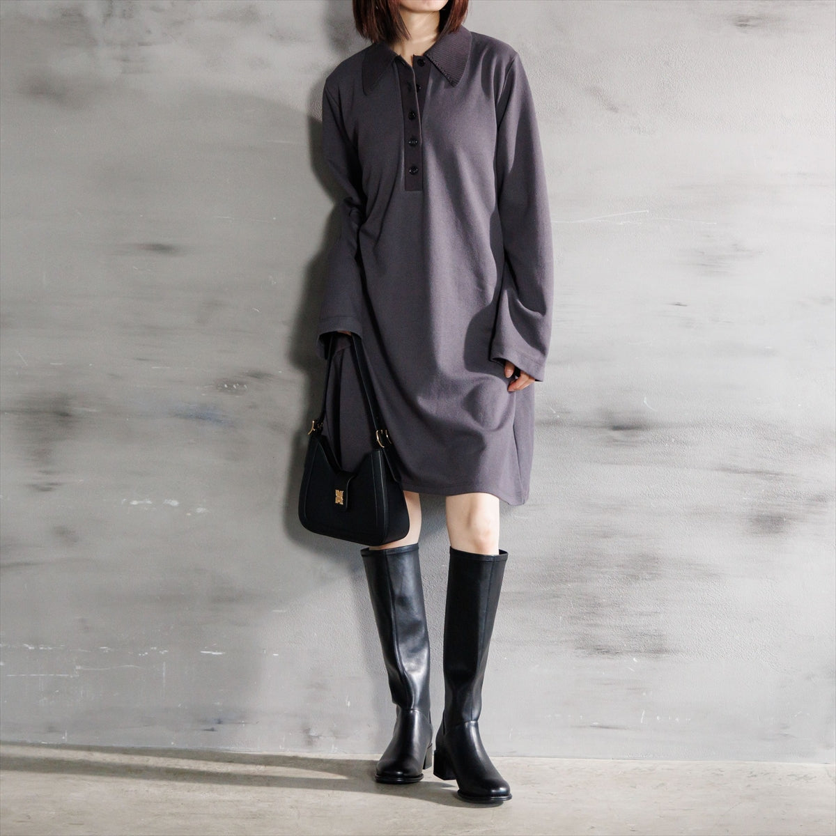 【26AW】シグネチャーワンハンドルバッグ/661382