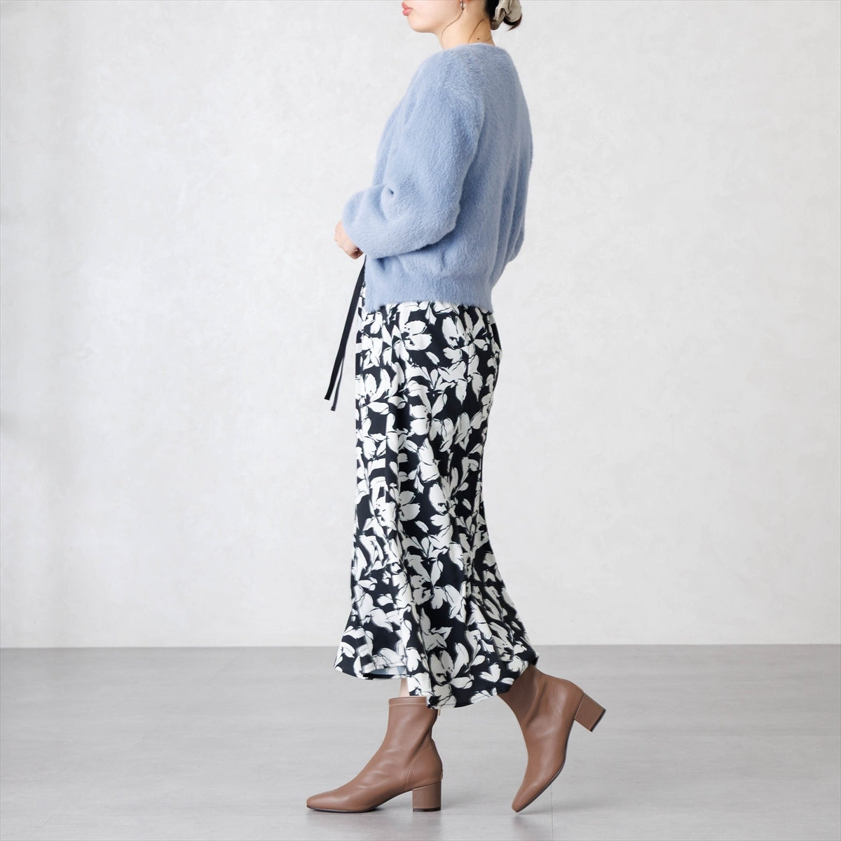 《予約/11月上旬入荷予定》【26AW】バックジップシープレザーストレッチブーツ/661413