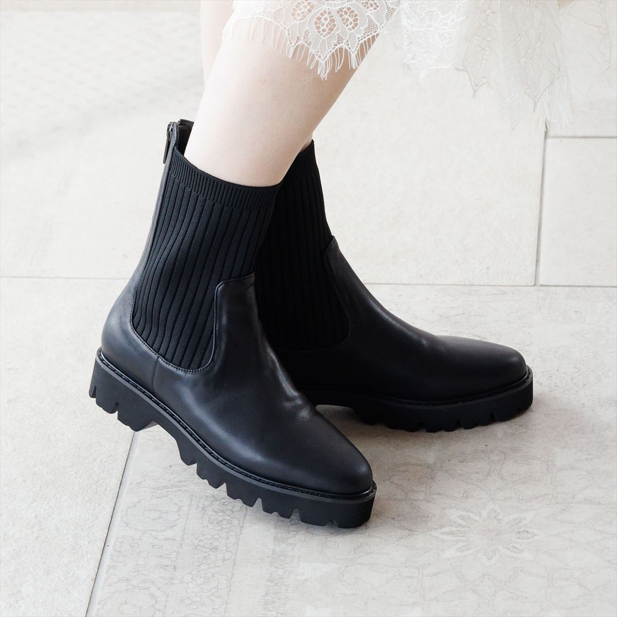 《予約/10月中旬入荷予定》【26AW】リブニットブーツ/661415