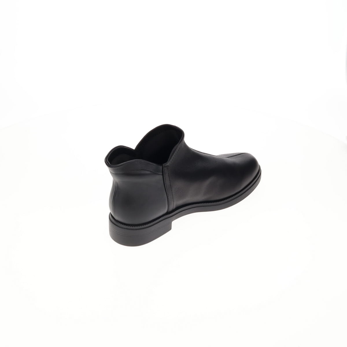【26AW】【瞬間フィット】ハンズフリーショートブーツ/661421