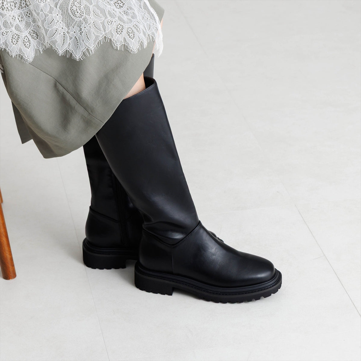 《予約/12月上旬入荷予定》【26AW】トラックソールロングブーツ/661423