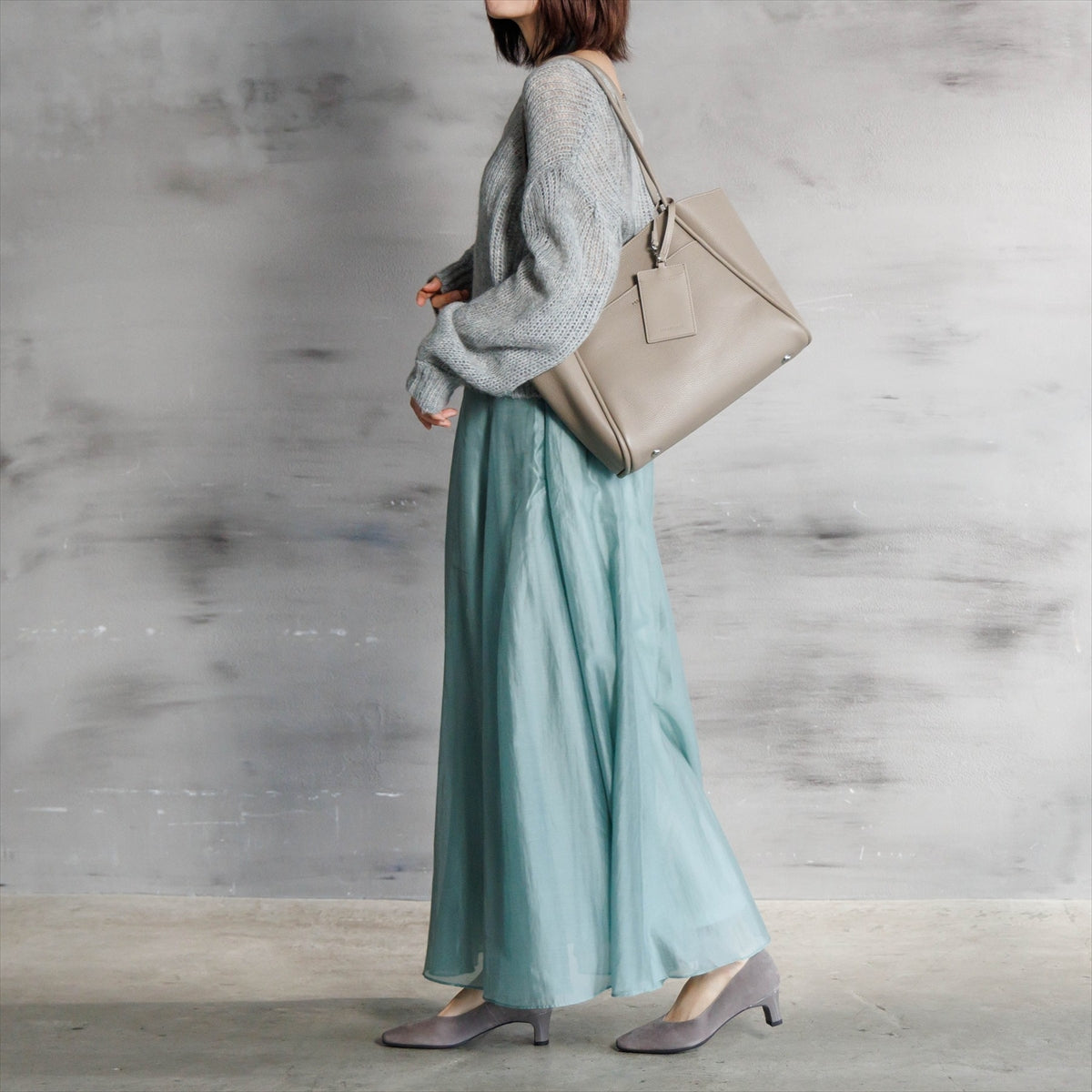 【26AW】ソフトスクエアトゥプレーンパンプス/663102