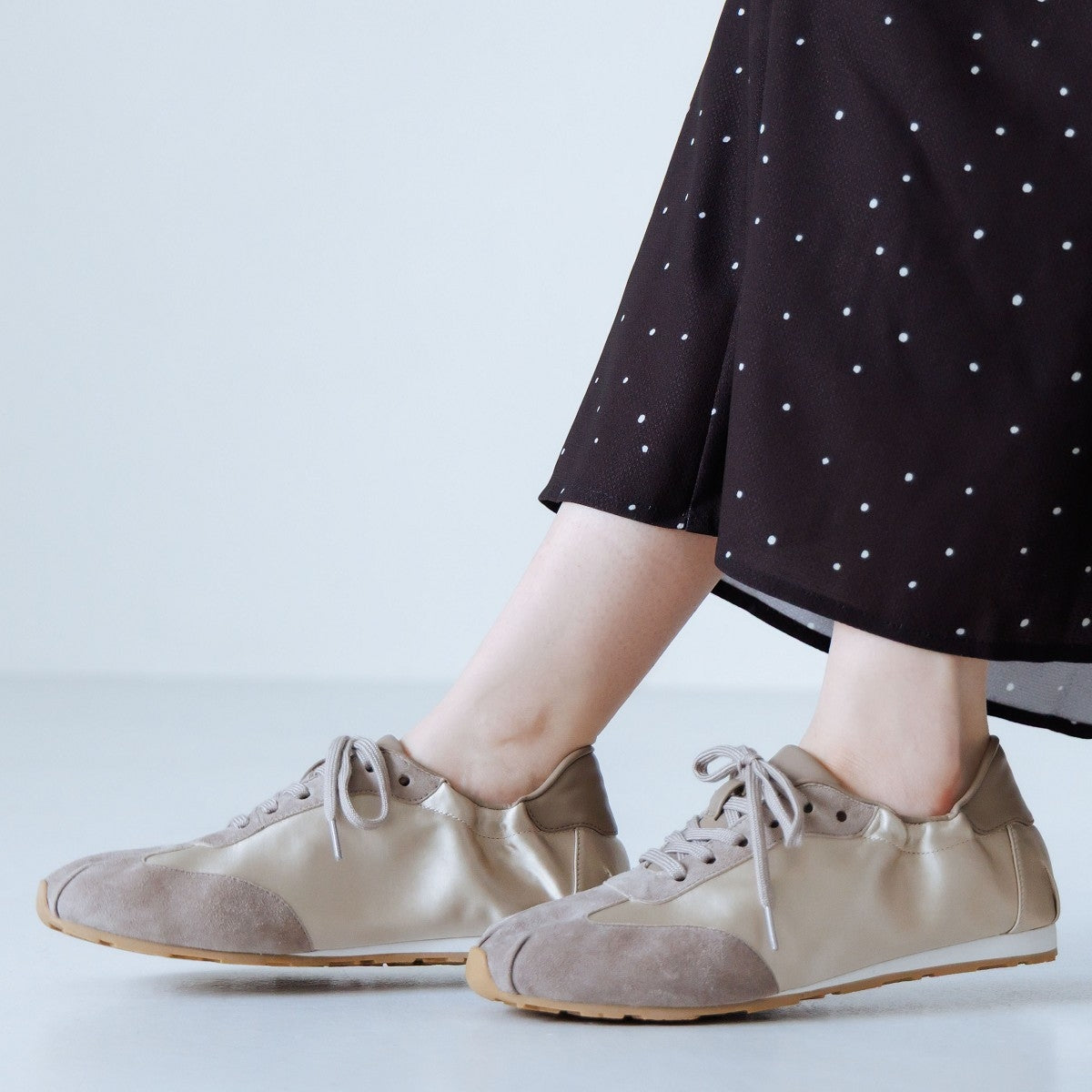 【26SS】2WAYレースフラットスニーカー/667102