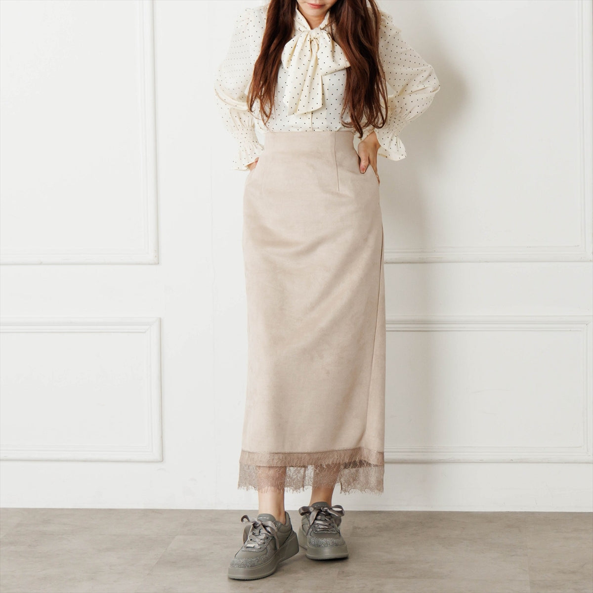 《一部予約/10月中旬入荷予定》【26AW】2WAYレース厚底コートソールスニーカー/667301