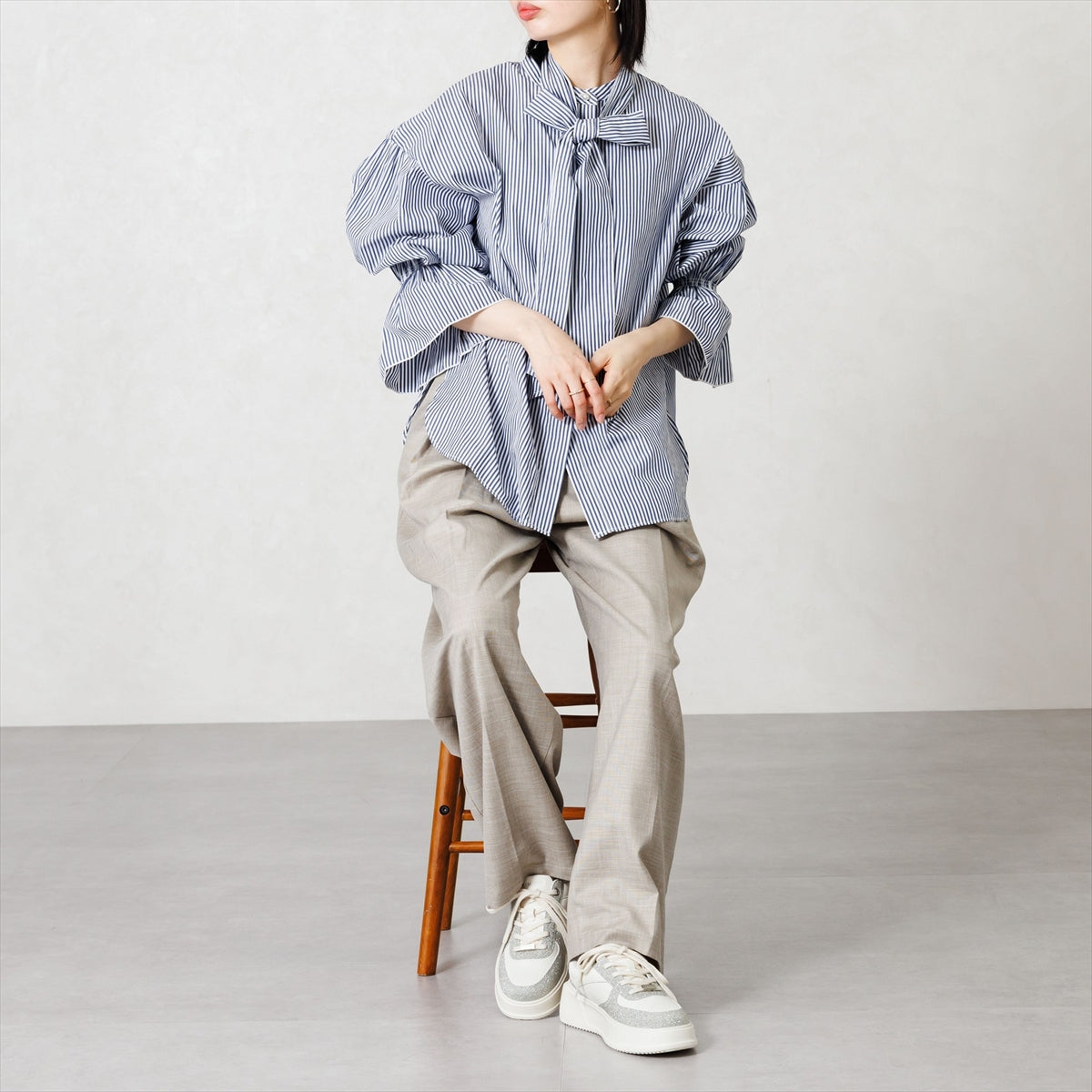 《一部予約/10月中旬入荷予定》【26AW】2WAYレース厚底コートソールスニーカー/667301