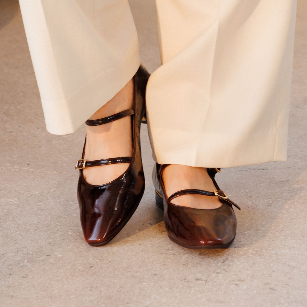 【25AW】ダブルベルトローヒールメリージェーンパンプス/651313