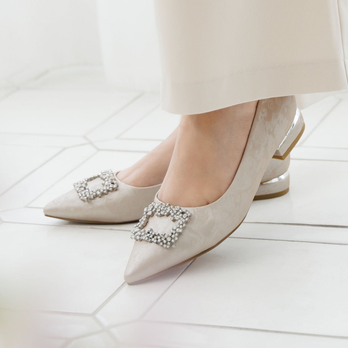 スクエアビジューモチーフパンプス/554102