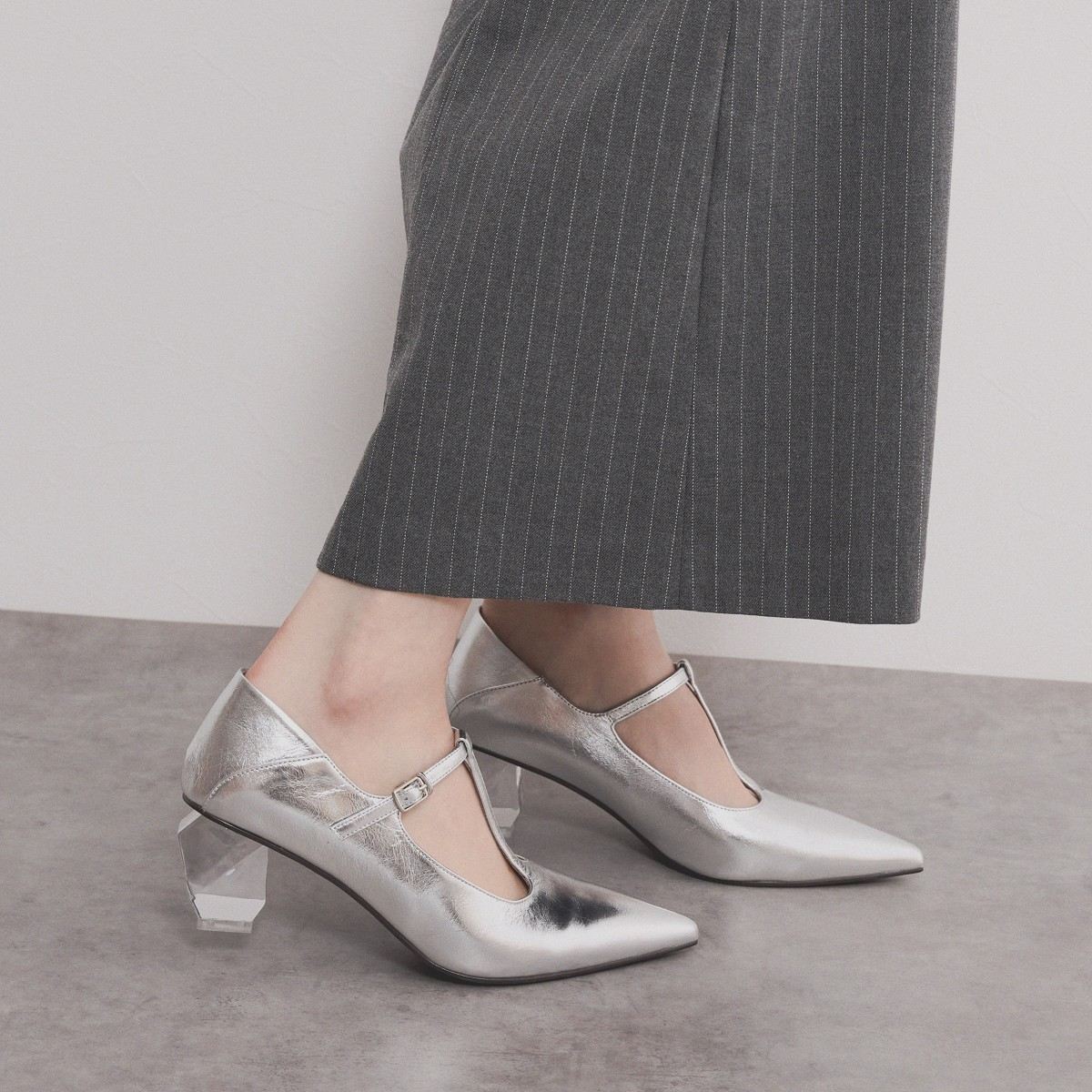 【SALE】クリアヒールTストラップパンプス/554106
