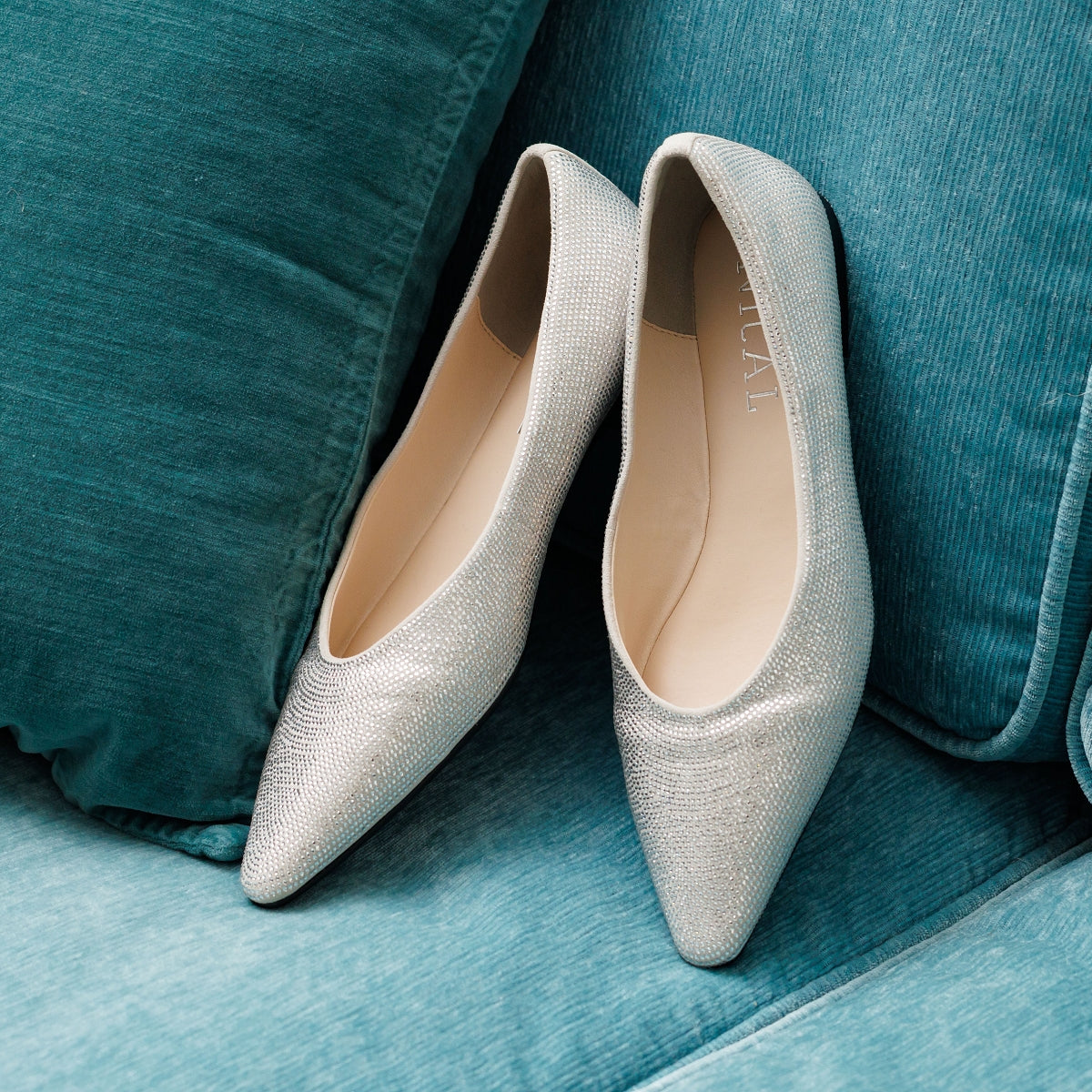 ラインストーンフラットパンプス/554111