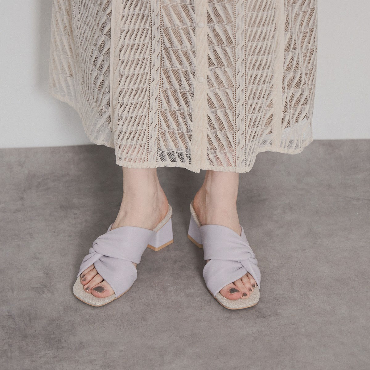 【SALE】パデットクロス変形ヒールサンダル/554202