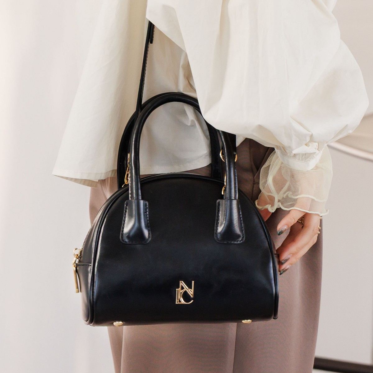 【未使用美品】板垣　T527ハンドバックボストンバッグ　 35周年限定品 ハンドバッグ 本革 レディース ボストンバッグ レザーバッグ