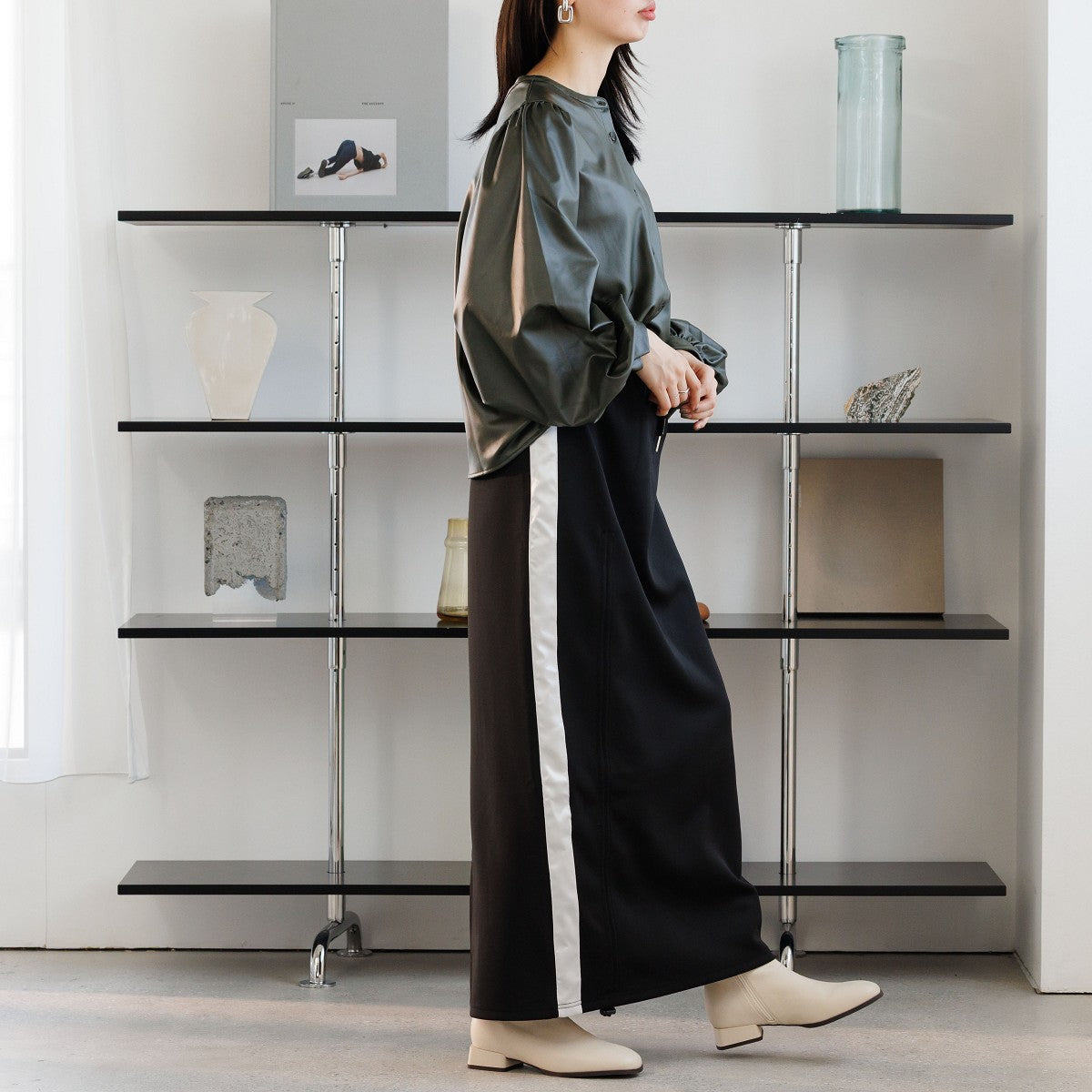 【25AW】変形ヒールストレッチブーツ/554404