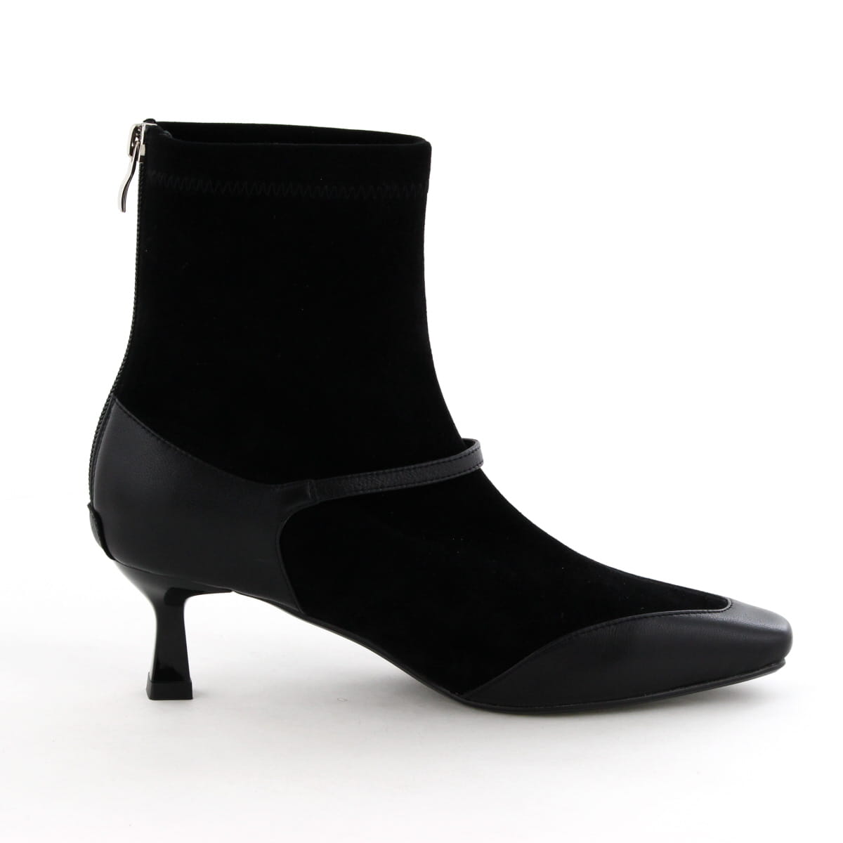 【25AW】ベルトデザインブーツ/554409