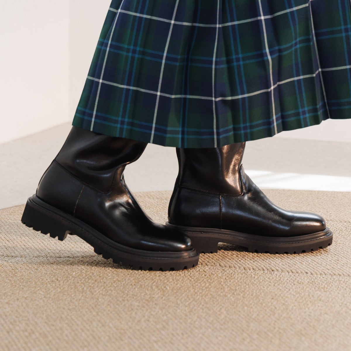 【25AW】トラックソールロングブーツ/554419