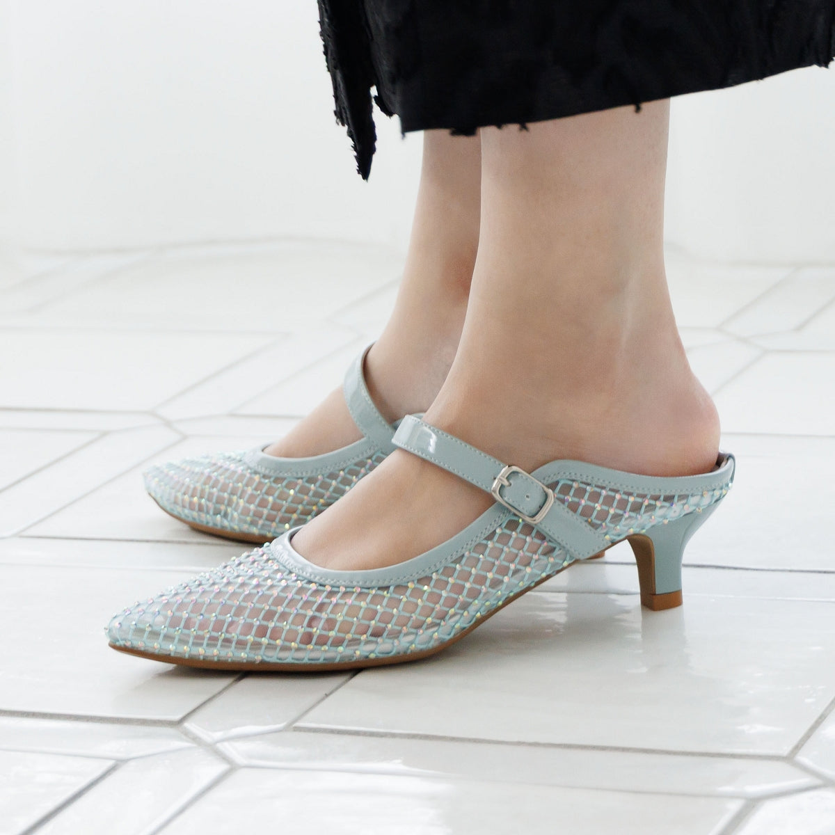 【26SS】ベルトデザインシアーミュール/564105