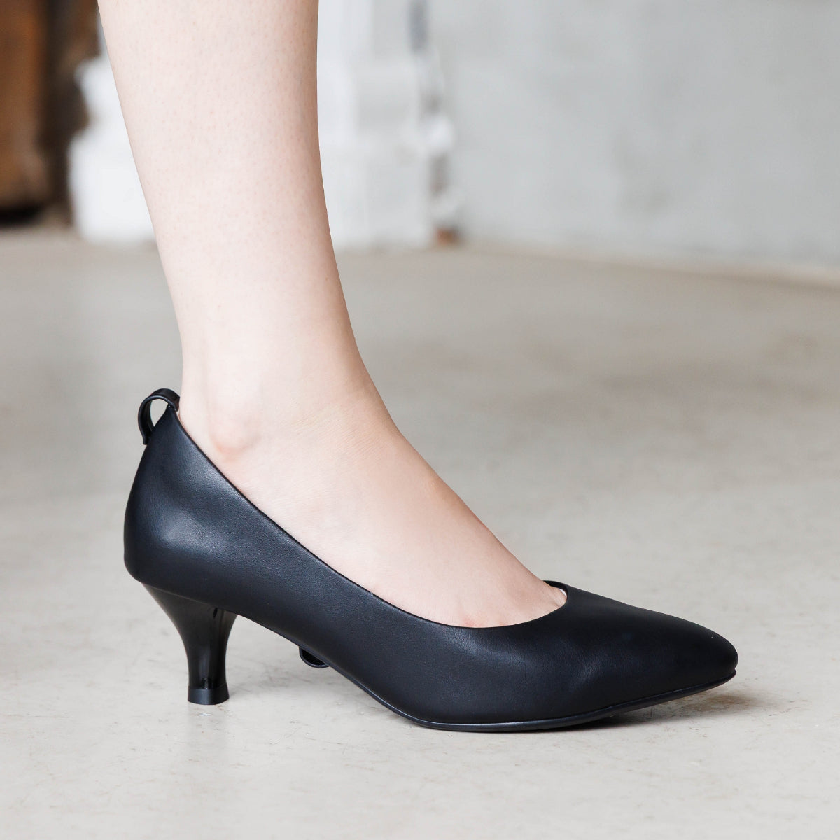 【26AW】ビジューストラップ 3WAYパンプス/564301